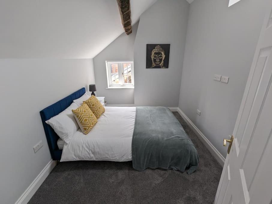 31 High Street - Modern & Stylish 2-Bed Apartment - Inc Parking Husbands Bosworth Eksteriør billede